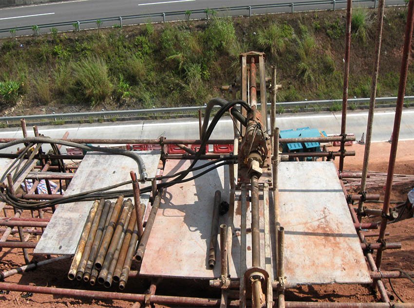 磐石地基好坏直接影响建筑稳定性，如何选择专业的地基注浆加固公司？ 
